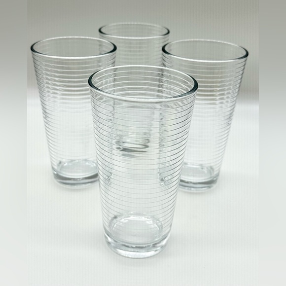 Circleware Other - Circleware Hoop Drinking Glasses 16oz Set of 4 Glassware Drinkware
